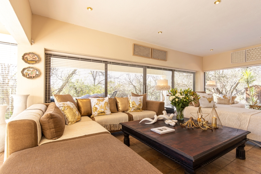 4 Bedroom Property for Sale in Boschenvaal River Front Lodges Free State